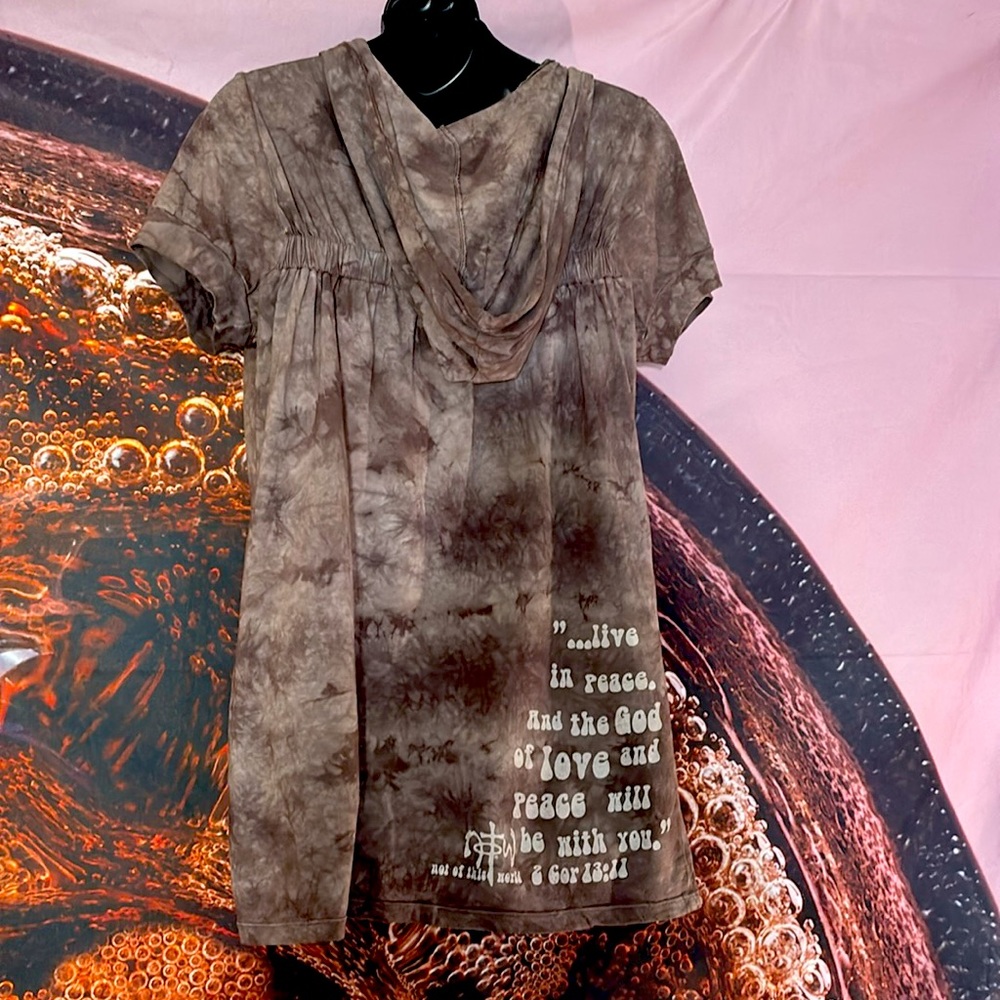 Brown Tie-Dye Heart Top - Picture 2 of 9